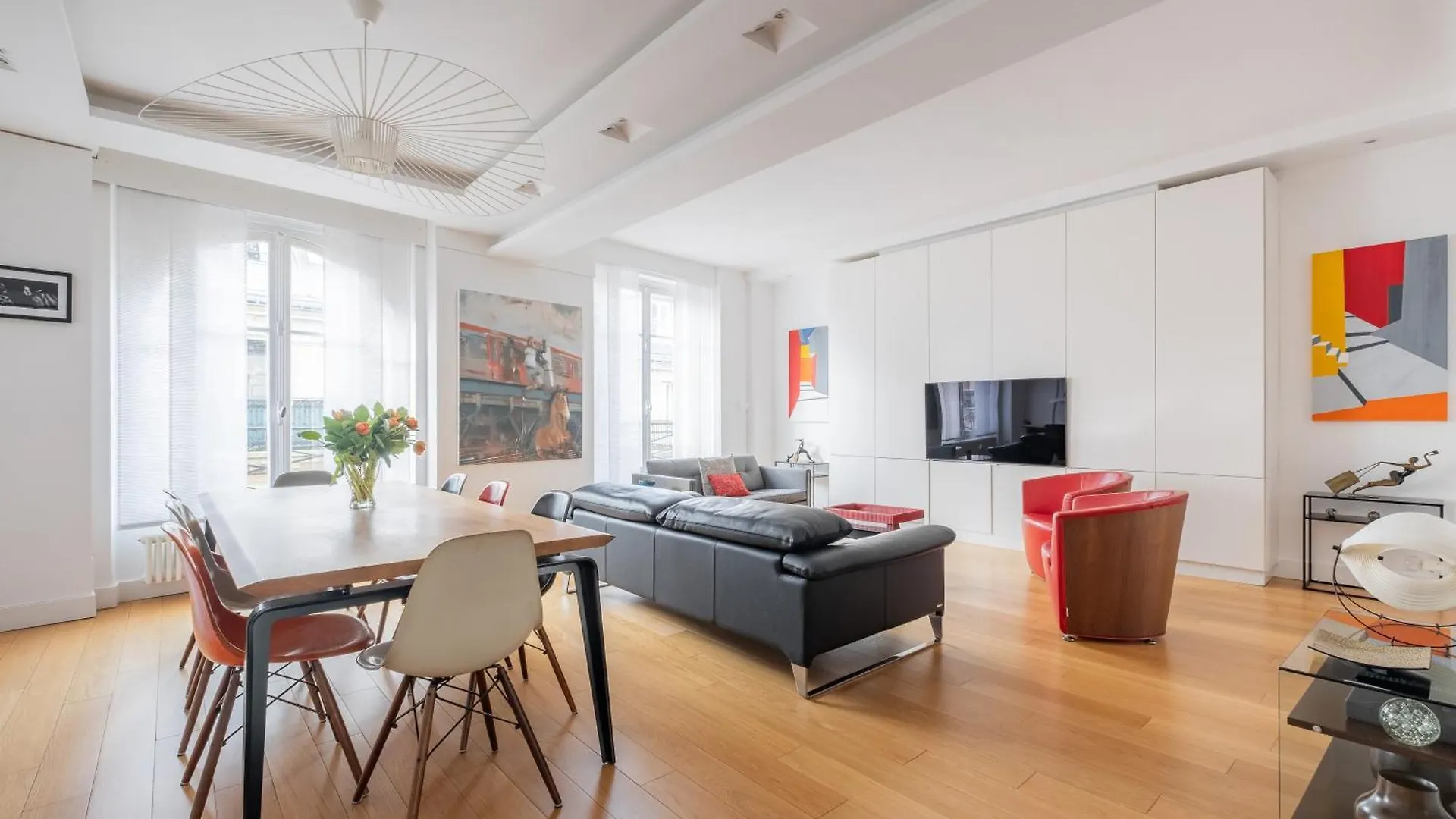 Veeve - Peaceful Gallery Paris Apartment